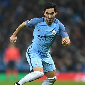 Kreuzband-OP gut verlaufen: Gündogan grüßt aus Krankenbett!