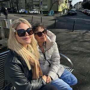 Coupleontour-Ina hat Angst vor der Beerdigung ihrer Mutter