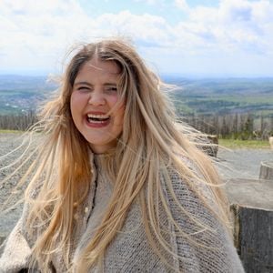 Coupleontour-Ina spricht über ihre heterosexuelle Beziehung