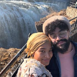 "Pose"-Star Indya Moore verkündet Verlobung mit ihrem Elias