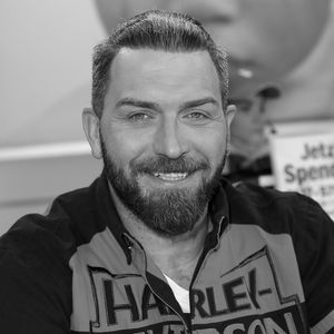 Zwei Jahre tot: "Köln 50667"-Stars erinnern an Ingo Kantorek