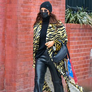 Wilder Tiger: So flaniert Model Irina Shayk durch New York