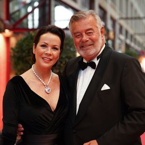 Live im TV: Harry Wijnvoord und seine Iris haben geheiratet