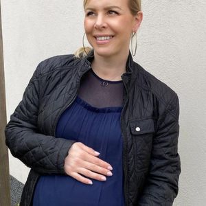 Neue Fotos: So groß ist Isabel Edvardssons Babybauch schon