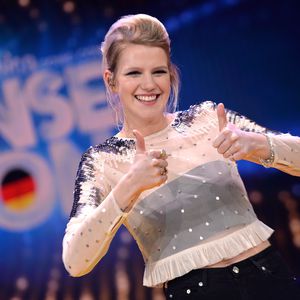 ESC-Star Levina: Als Teenie fand sie sich viel zu groß!