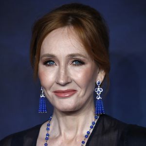 J.K. Rowling bringt vier neue "Harry Potter"-Bücher heraus!