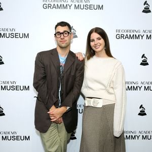 Hat Lana Del Rey Jack Antonoffs Hochzeitsdatum verraten?