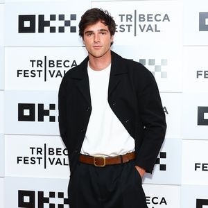 Schon wieder: Jacob Elordi turtelnd mit seiner Ex erwischt!