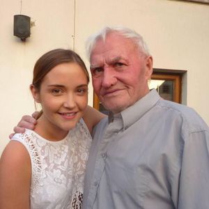 Rührender Abschied: Jacqueline Jossa trauert um ihren Opa