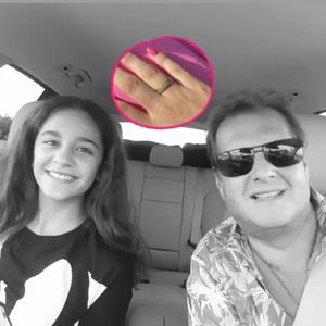 Süßes Andenken: Jada Karabas trägt Jens Büchners (†) Ring