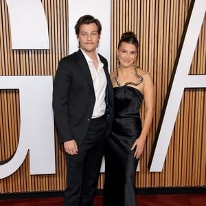 Millie Bobby Brown feiert Jakes Geburtstag mit innigem Foto
