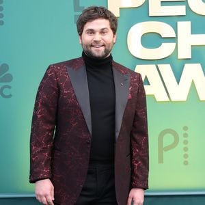 Jake Borelli kehrt als Levi Schmitt zu Grey's Anatomy zurück