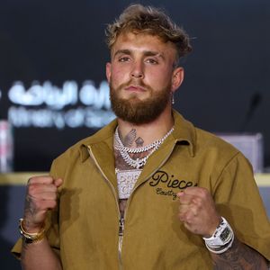 Nach Trennungsgerüchten: Jake Paul küsst eine andere Frau!