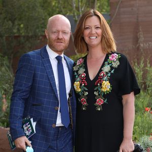 Frau von UK-Soap-Star Jake Wood fast von Alligator getötet