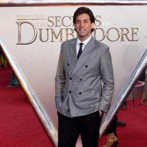 So gut läuft es bei James Argent und seiner neuen Flamme