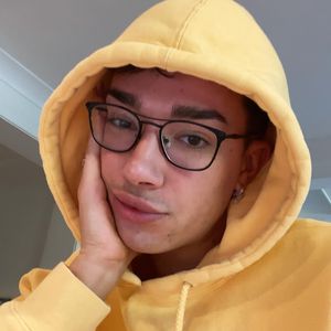 Blondierungs-Fail: YouTuber James Charles fallen Haare aus!
