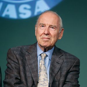 Legendärer "Apollo 13"-Astronaut James Lovell  gestorben