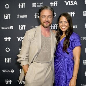 Selten: James McAvoy besucht Red Carpet mit Ehefrau Lisa