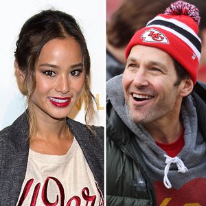 Diese Superstars unterstützen ihre Teams beim Super Bowl