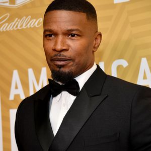 Hinweg über Katie? Jamie Foxx mit unbekannter Frau unterwegs