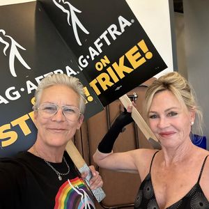 Jamie erinnert an 45 Jahre Freundschaft mit Melanie Griffith