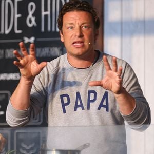 Jamie Oliver: So niedlich ist sein viertes Baby!