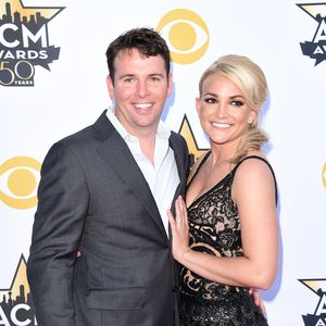 Jamie Watson und Jamie Lynn Spears bei den 50. Academy of Country Music Awards, 2015