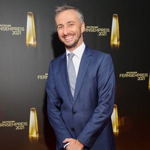 Jan Böhmermann bringt Klassiker "Hallo Spencer" zurück