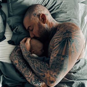 "Werde zum Helden": Jan Leyk teilt süßen Baby-Schnappschuss