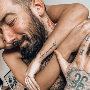 Total verliebt: Jan Leyk teilt süßen Pärchen-Schnappschuss