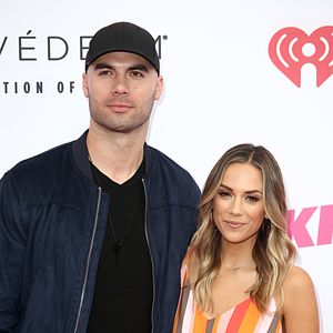 "One Tree Hill"-Star Jana Kramer ist verlobt