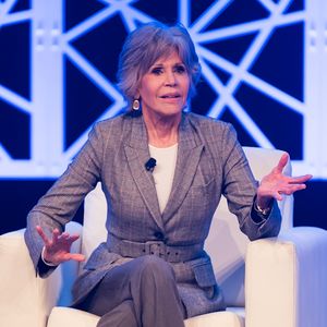 Jane Fonda rockt ihren ersten Auftritt seit Krebsdiagnose!