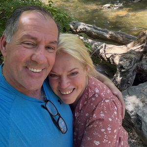 "Sister Wives"-Star Janelle Brown macht Beziehung öffentlich