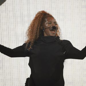 Video: Seine Schwester weint um Michael Jackson