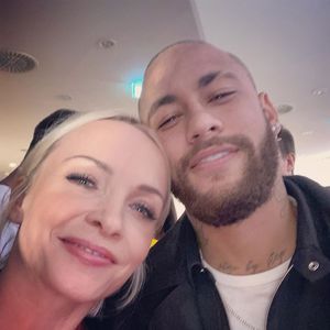 Doch Liebe mit Janin Ullmann? Neymar stellte sie Team vor!