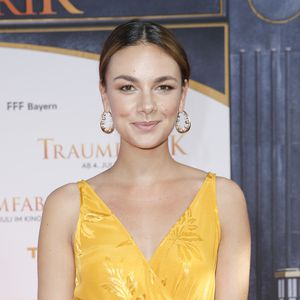 Janina Uhse, Schauspielerin