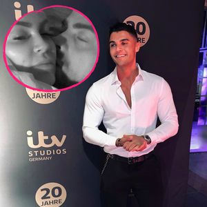 Janine und Tobis heiße Küsse: So reagierte Kumpel Marcellino