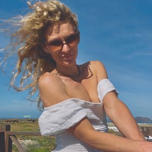 Ohne Peer: Janni Kusmagk eckt mit "alleinerziehend"-Post an