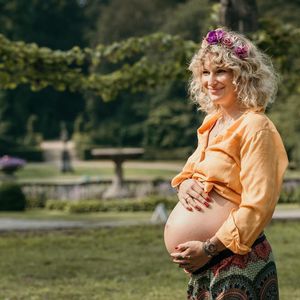Netz-Funkstille! Ist Janni Kusmagks drittes Baby längst da?
