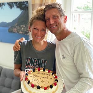 Süßer Liebesgruß von Janni: Peer Kusmagk wird 45 Jahre alt!