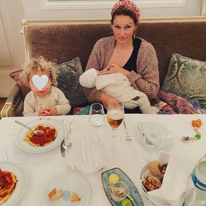Großfamilie im Restaurant: Klecker-Chaos bei Janni und Peer