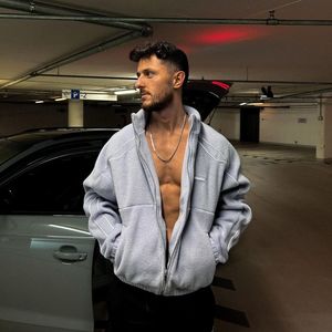 Jannik Kontalis gibt zu: Er hatte was mit einer anderen!