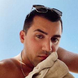 Auch nach Dubai? Der YouTuber Lejannik will auswandern!