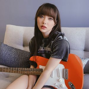 Mit 20 in Asien ein Star: Wie geht Jannine Weigel damit um?