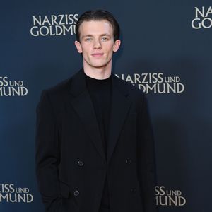 Superheiß: "Rubinrot"-Star Jannis Niewöhner in Box-Drama