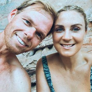 Scherz oder Ernst? Bachelor-Stars teilen "Verlobungs"-Clip