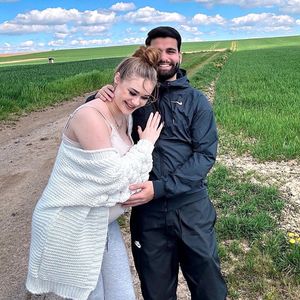 So hat Zweifachmama Jasi_xx3 ihren Freund Mou kennengelernt!