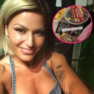 Während Willi Herrens Fettkampf: Ex Jasmin gönnt sich Snacks