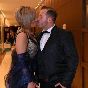 Jasmins Kranz versteckt: Dekorierte Willis Familie Grab um?