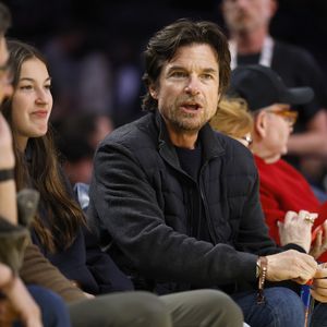 Jason Bateman genießt Zeit mit Tochter bei LA-Lakers-Spiel